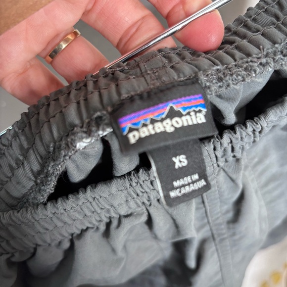 Patagonia Gray Baggies Athletic Shorts Size XS - Picture 10 of 10